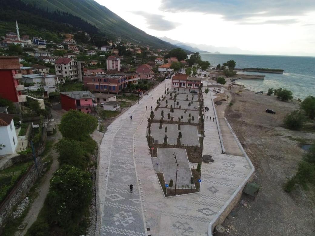 Hotel Restaurant Univers Shkodër Exteriér fotografie